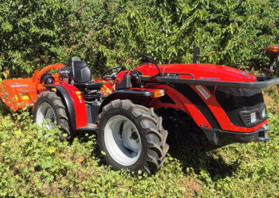 Tractor Antonio Carraro 5800 SN + Trituradora